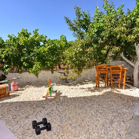 Naxos Filoti Village House With Yard Apartamento